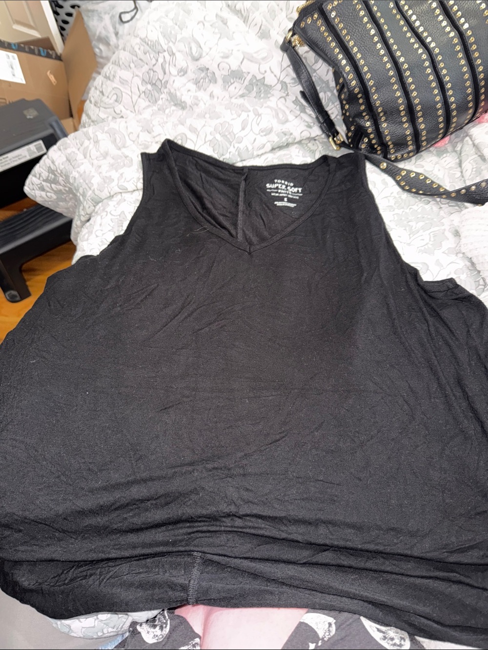 torrid Black V-Neck Tank Top